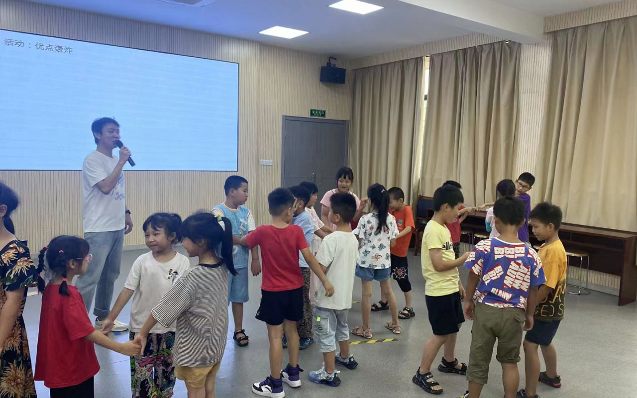 任丘龙观乡中心学校